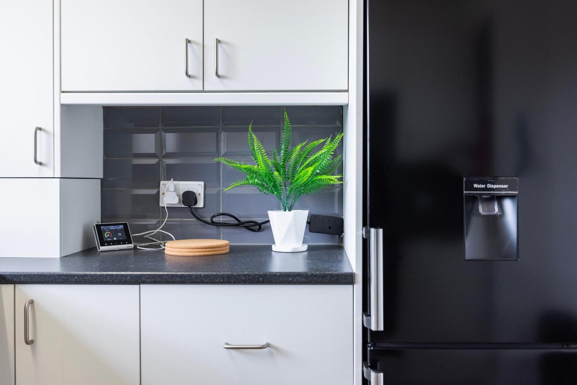 Excel O2 Stunning Large 3 Bedroom Apartment With Balcony London Bagian luar foto